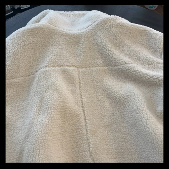 Universal Thread Faux Shearling Zip Up Coat With Pockets Cream Beige Size 4x - Picture 7 of 7